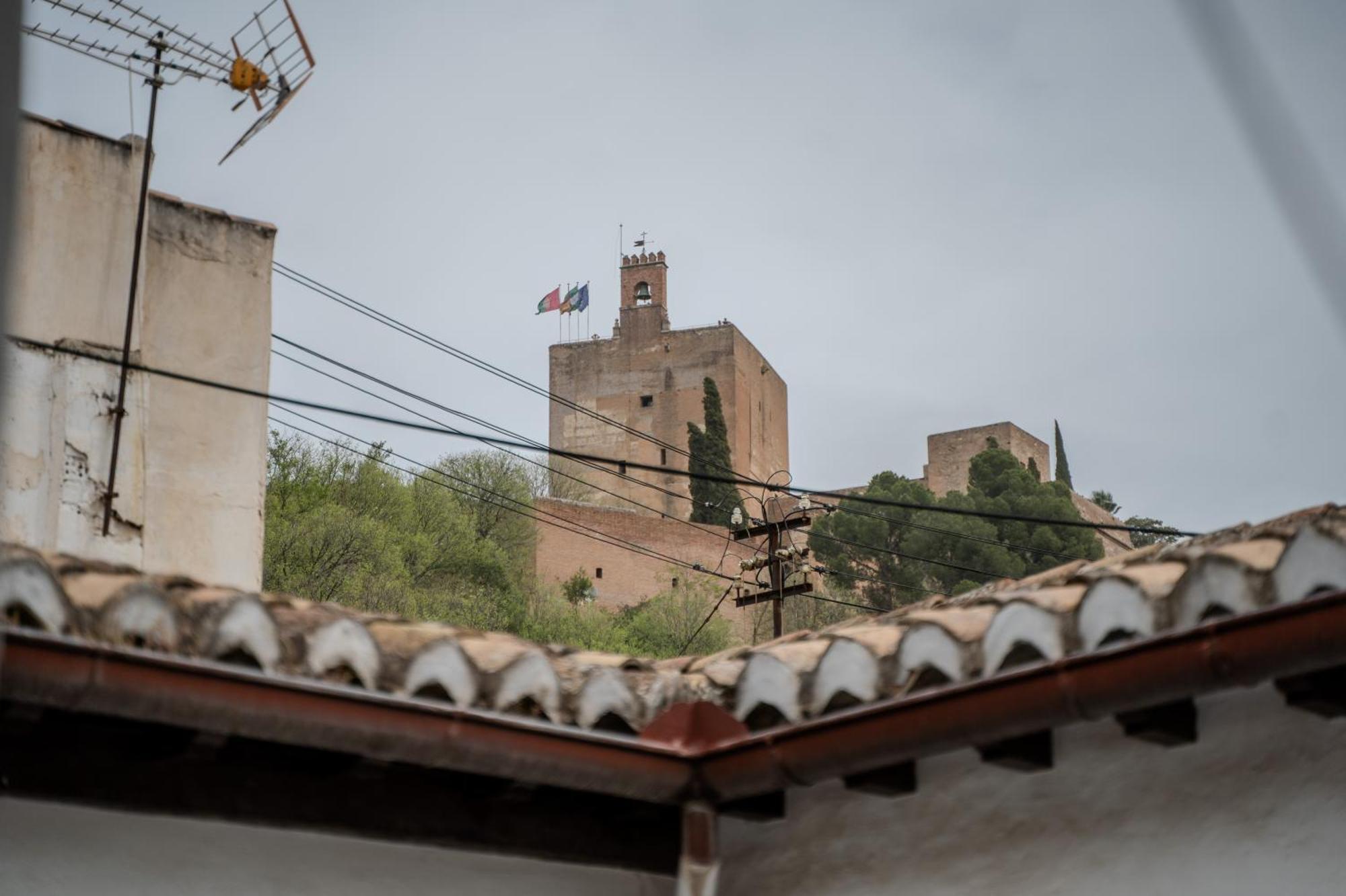 Atico - La Puerta De La Alhambra Lägenhet Granada Exteriör bild